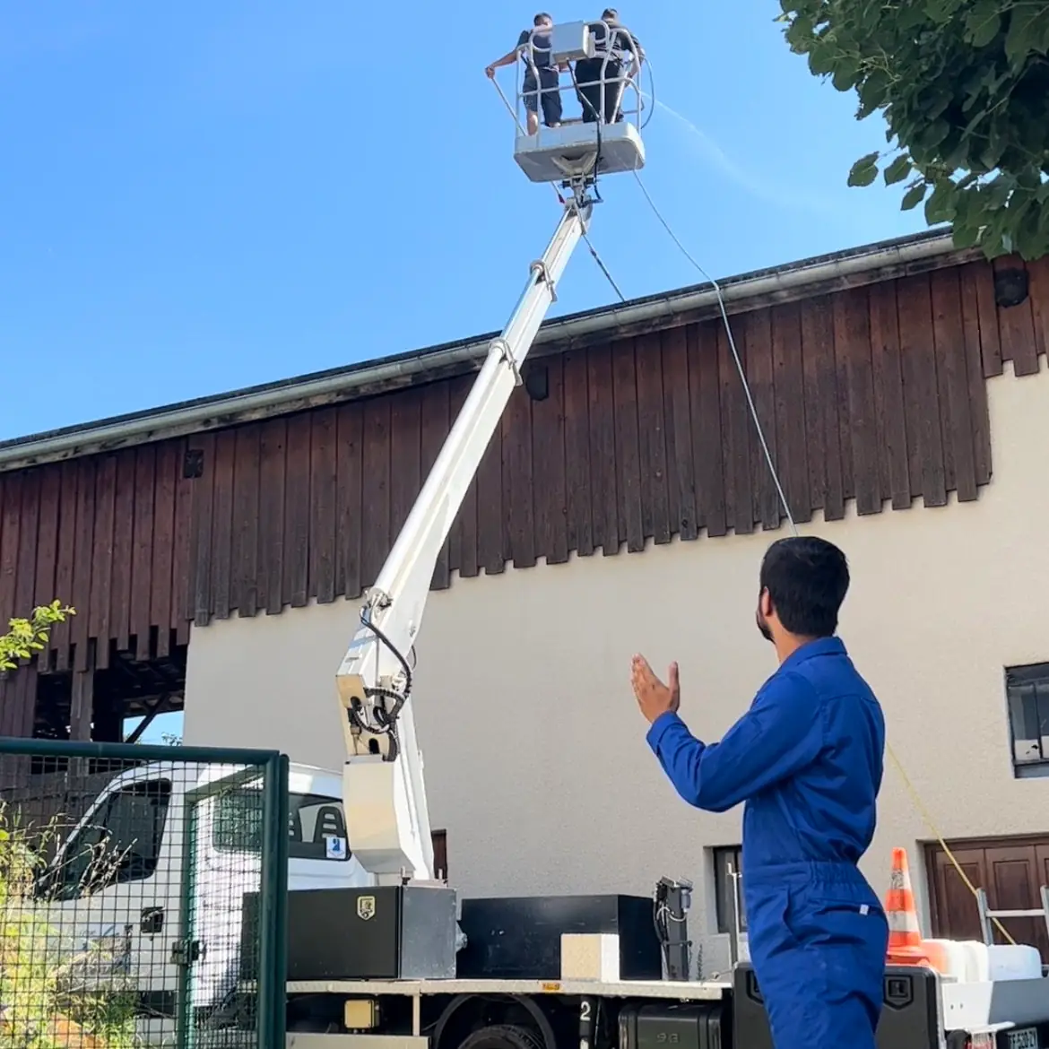 Nacelle et échafaudage pour les travaux en hauteur